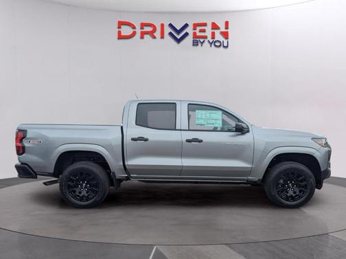 Sterling Gray Metallic 2026 Chevrolet Colorado WT