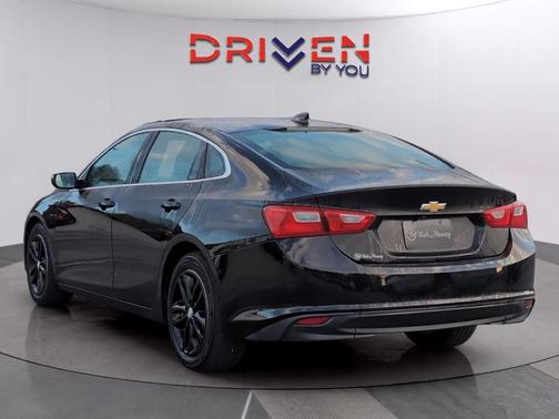 2017 Chevrolet Malibu 1LT
