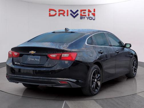 2017 Chevrolet Malibu 1LT