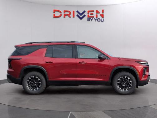 Radiant Red 2026 Chevrolet Traverse Z71