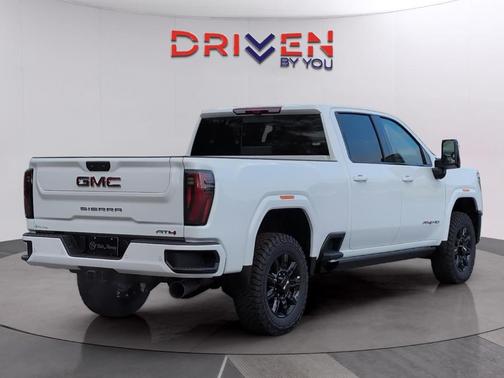 2026 GMC Sierra 2500 AT4