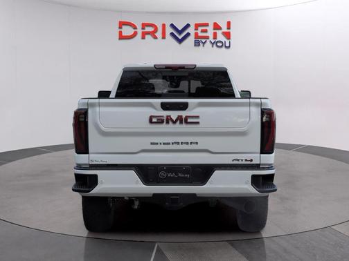 2026 GMC Sierra 2500 AT4