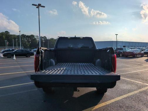 Midnight Black Metallic 2022 Toyota Tundra SR5