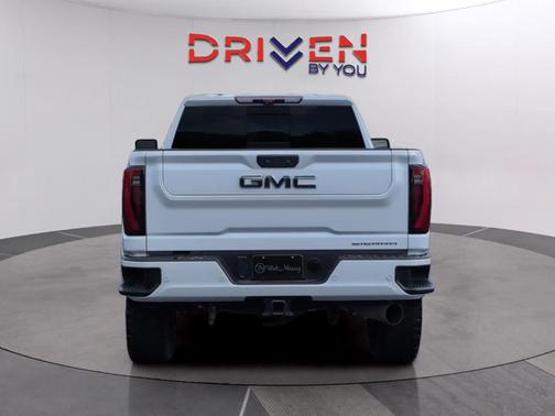 White Frost Tri-Coat 2024 GMC Sierra 3500 Denali Ultimate