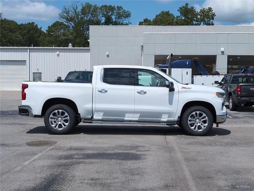 2025 Chevrolet Silverado 1500 LTZ