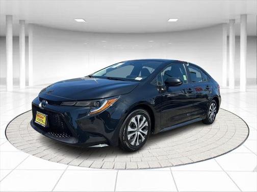 2022 Toyota Corolla Hybrid LE