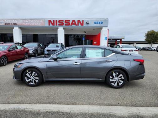 2025 Nissan Altima S FWD