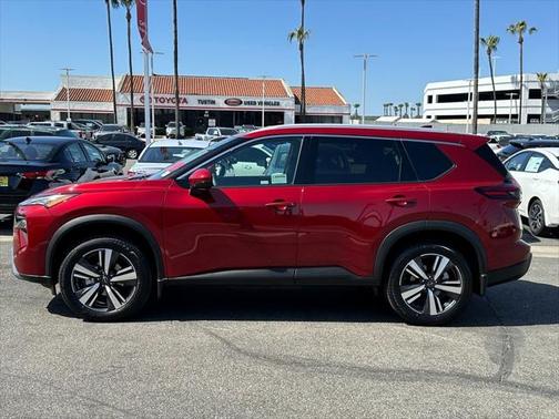 2024 Nissan Rogue SL