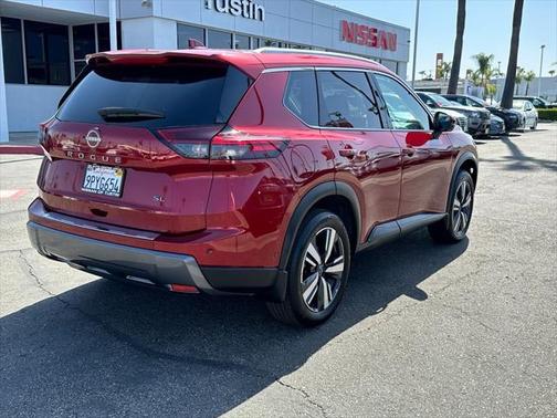 2024 Nissan Rogue SL