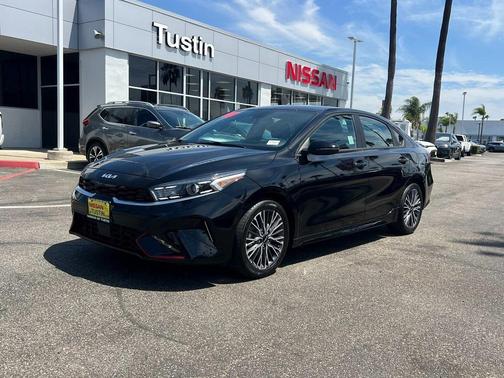 2022 Kia Forte GT-Line