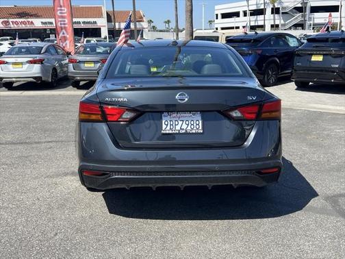 2022 Nissan Altima 2.5 SV