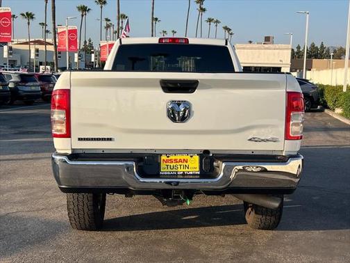 2023 RAM 2500 Big Horn Crew Cab 4x4 8' Box
