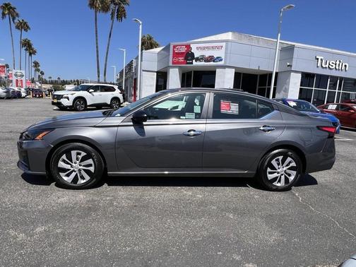 2025 Nissan Altima S