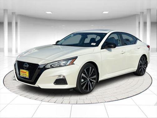 2022 Nissan Altima SR VC-Turbo FWD