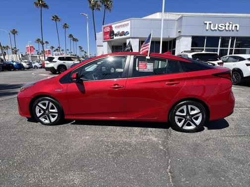 2019 Toyota Prius XLE