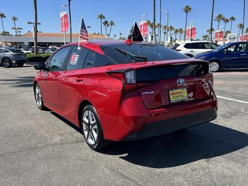 2019 Toyota Prius XLE