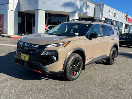 2025 Nissan Rogue Rock Creek