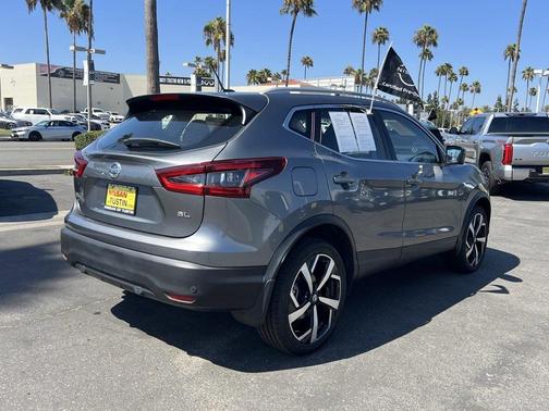 2021 Nissan Rogue Sport SL