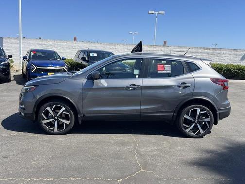 2021 Nissan Rogue Sport SL