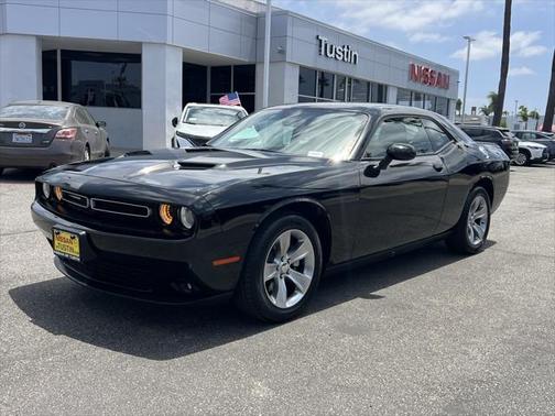 2021 Dodge Challenger SXT