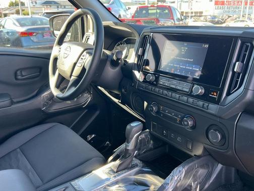 2025 Nissan Frontier S