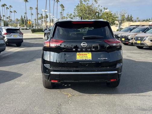 2025 Nissan Rogue Platinum