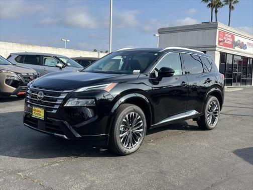 2025 Nissan Rogue Platinum