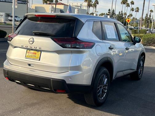 2025 Nissan Rogue S