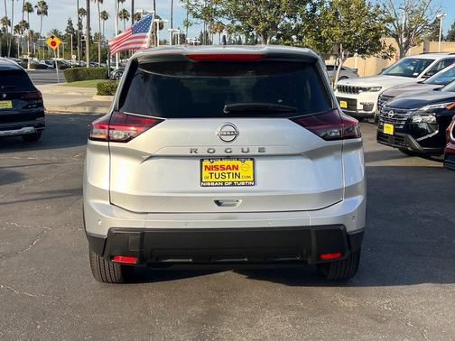 2025 Nissan Rogue S