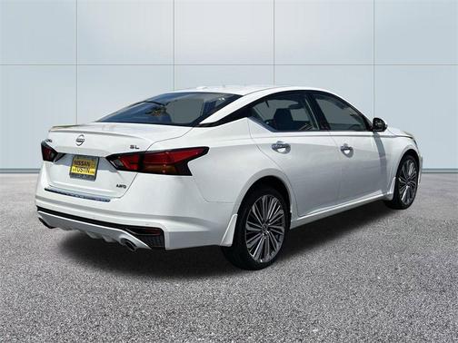 2024 Nissan Altima 2.5 SL