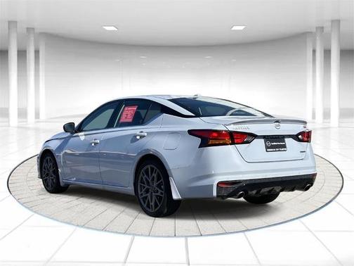 2024 Nissan Altima 2.0 SR