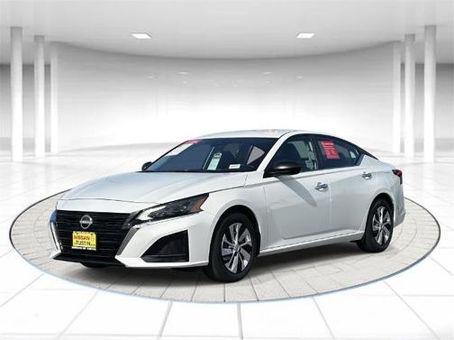 2025 Nissan Altima S