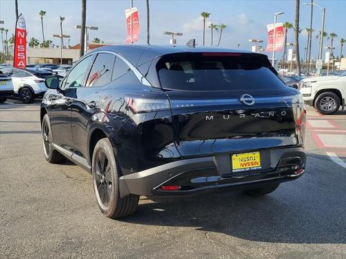 2025 Nissan Murano SV