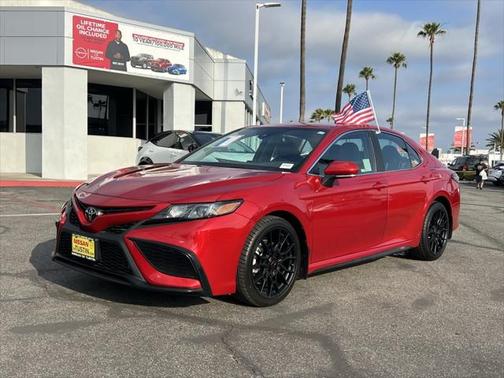 2022 Toyota Camry SE