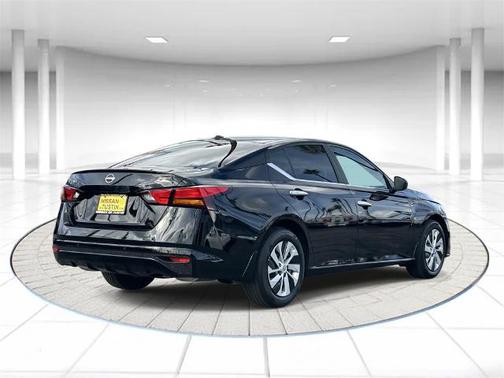 2025 Nissan Altima S