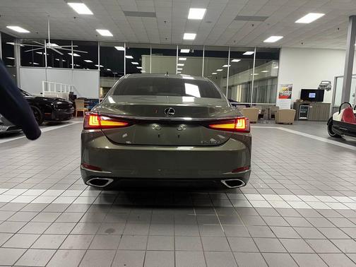 2019 Lexus ES 350 Luxury