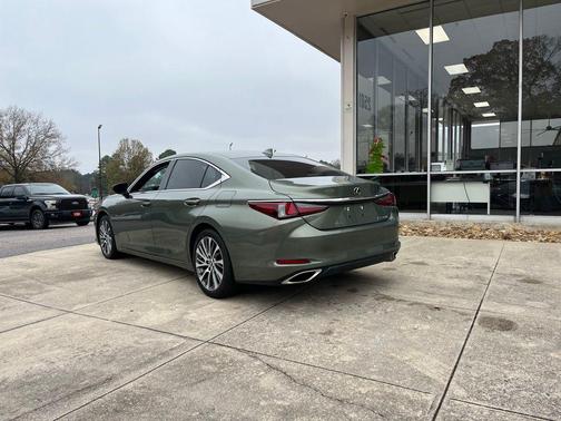2019 Lexus ES 350 Luxury
