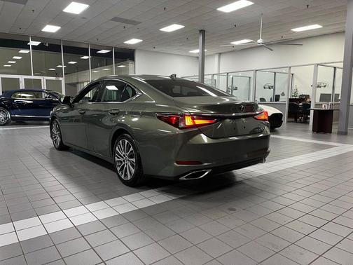2019 Lexus ES 350 Luxury