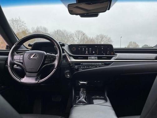 2019 Lexus ES 350 Luxury