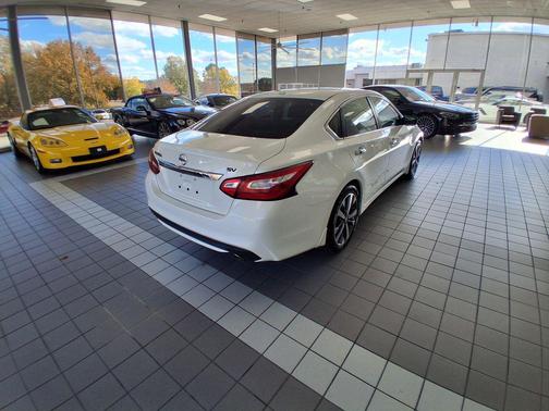 2017 Nissan Altima 2.5 SV