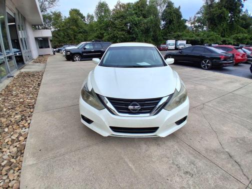 2017 Nissan Altima 2.5 SV