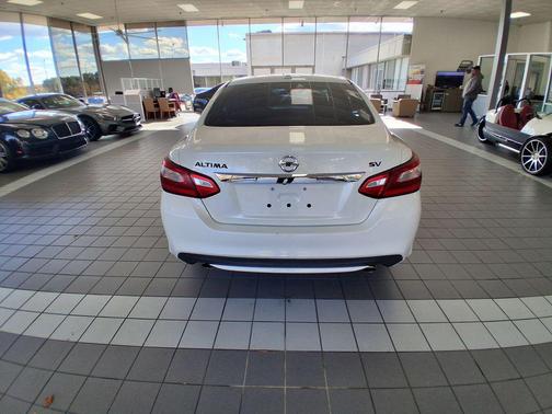 2017 Nissan Altima 2.5 SV