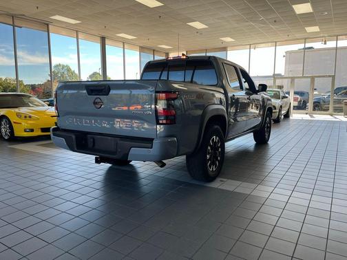 2022 Nissan Frontier PRO-4X