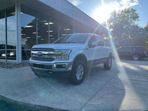 White Platinum Metallic Tri-Coat 2019 Ford F-150 Lariat