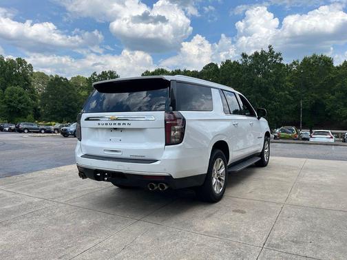 Summit White 2023 Chevrolet Suburban Premier