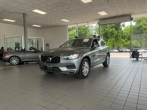 Osmium Grey Metallic 2020 Volvo XC60 T5 Momentum