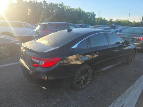 Crystal Black Pearl 2022 Honda Accord Sport 1.5T