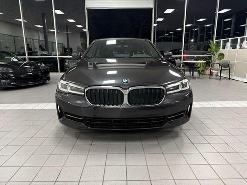 2021 BMW 530 xDrive
