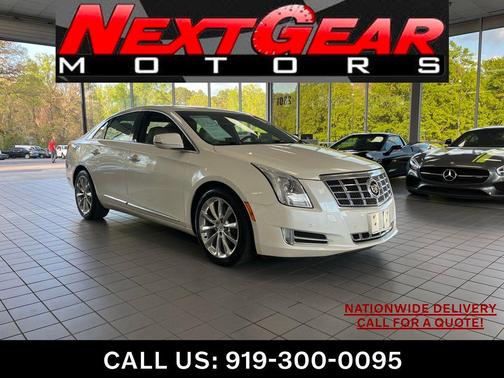 White Diamond Tricoat 2013 Cadillac XTS Premium