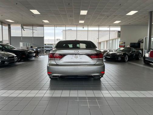 2016 Lexus LS 460 Base